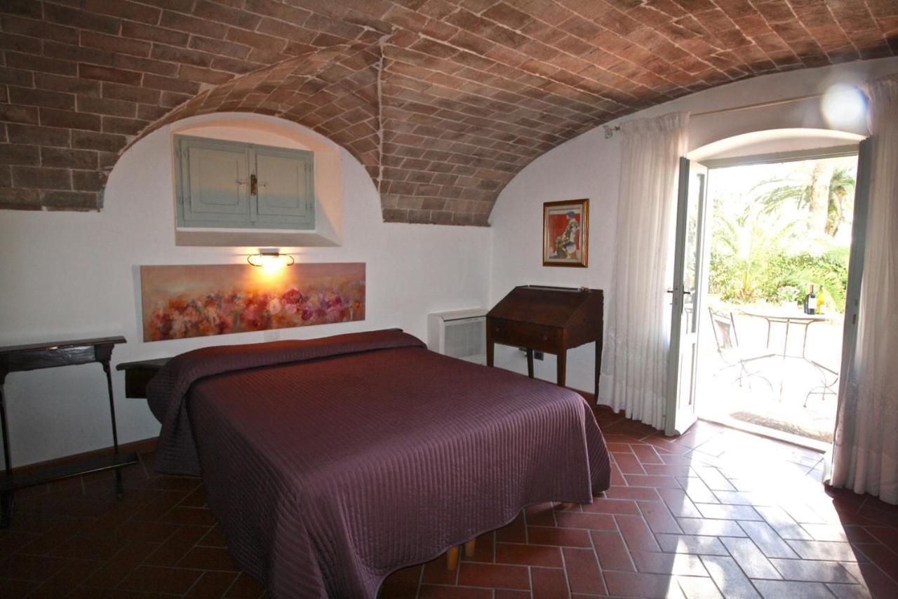 Villa Paradiso Кастильончело Екстериор снимка